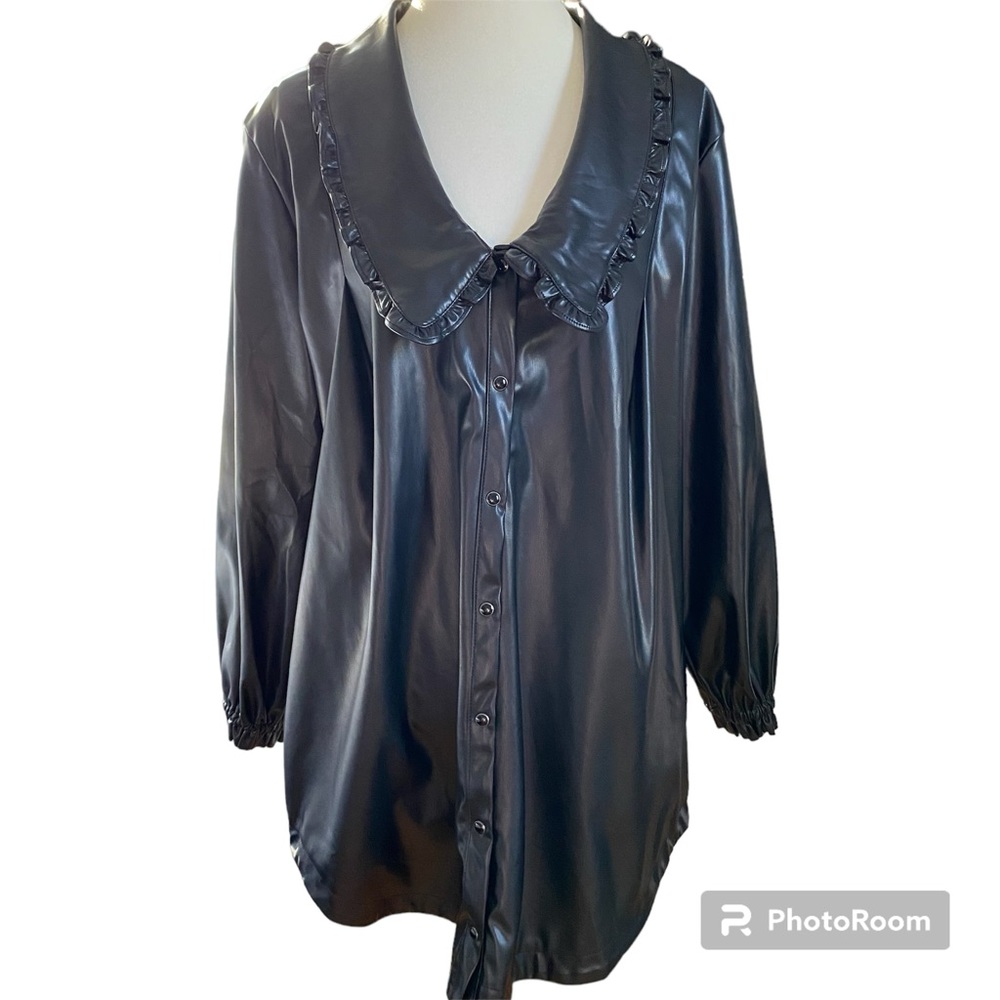 Promesa medium faux black leather button front tunic blazer top EUC ruffle
